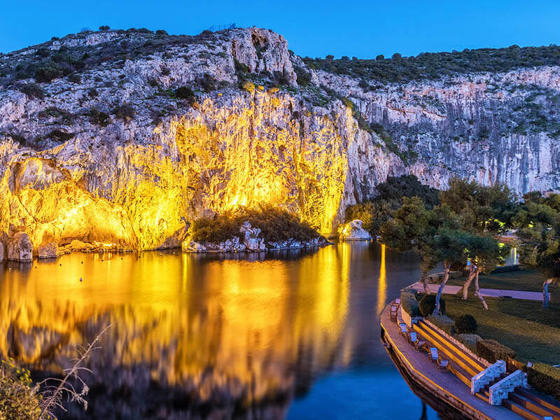 Vouliagmeni's lake - Mythical Greece